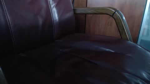 Erik online show from February 2025 02:48:02 PM