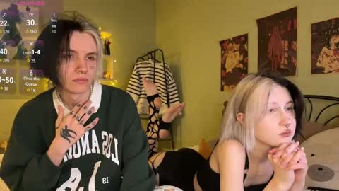 veryraretwins online show from October 2025 11:13:02 PM