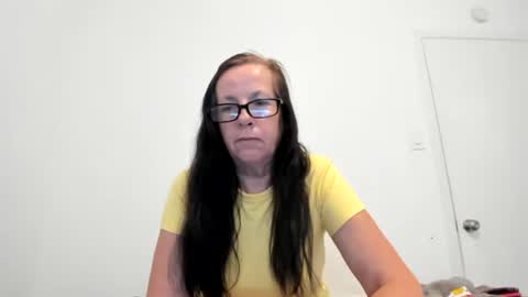 Snapshot of verysassypeachgoddess chatting on May 2026 12:33:01 PM verysassypeachgoddess online show from May 2026 12:33:01 PM