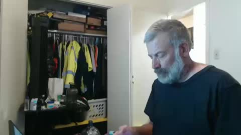 hairy man online show from October 2025 12:00:01 AM