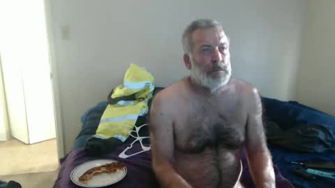Snapshot of veryveryhairmanindenver chatting on March 2026 12:03:02 AM hairy man online show from March 2026 12:03:02 AM