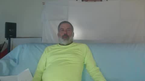 Snapshot of veryveryhairmanindenver chatting on May 2026 11:45:02 PM hairy man online show from May 2026 11:45:02 PM