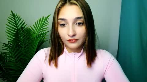 Ana online show from November 2025 01:54:02 PM