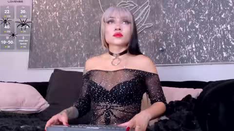 Snapshot of vex_manson chatting on May 2026 07:09:02 PM Vex online show from May 2026 07:09:02 PM