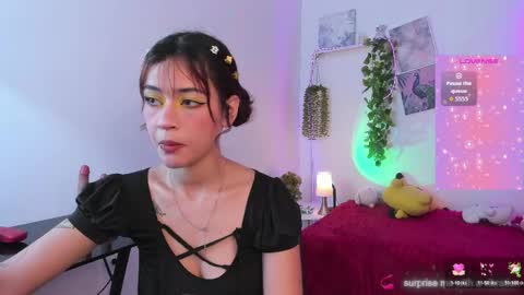 Snapshot of vexa_rosie chatting on May 2026 05:24:01 AM hi im vexa online show from May 2026 05:24:01 AM