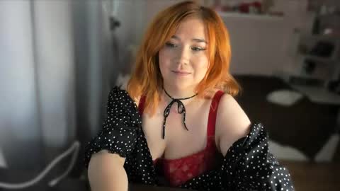 Vi Vixen online show from May 2026 02:26:01 PM