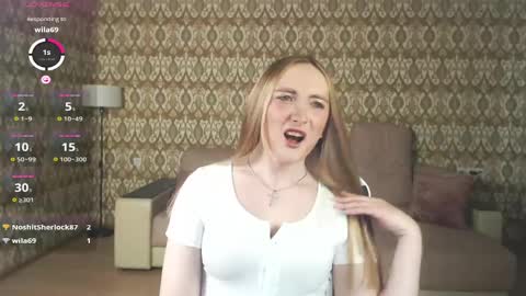 Snapshot of vi_luxxxy chatting on April 2026 02:03:02 AM vi_luxxxy online show from April 2026 02:03:02 AM