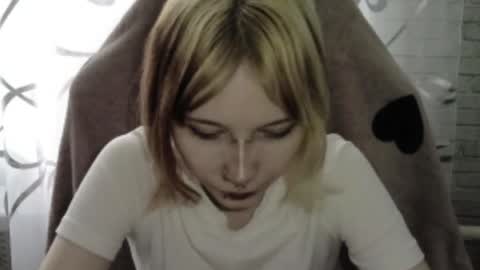 Snapshot of vi_nika chatting on April 2026 01:24:02 PM Vinika online show from April 2026 01:24:02 PM