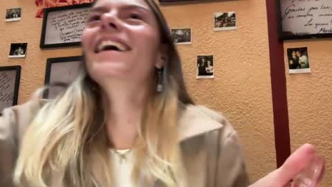 Snapshot of viajemos chatting on July 2026 11:15:01 AM papichulo y mamichula online show from July 2026 11:15:01 AM
