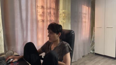 vialeras online show from November 2025 03:45:01 AM