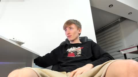 Snapshot of vibemygirl chatting on January 2025 01:32:01 PM vibemygirl online show from January 2025 01:32:01 PM