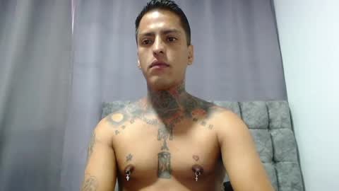 Snapshot of vicctorzc chatting on July 2026 09:19:02 PM Victor cardenas online show from July 2026 09:19:02 PM