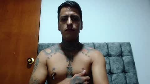 Snapshot of vicctorzc chatting on July 2026 08:34:01 AM Victor cardenas online show from July 2026 08:34:01 AM