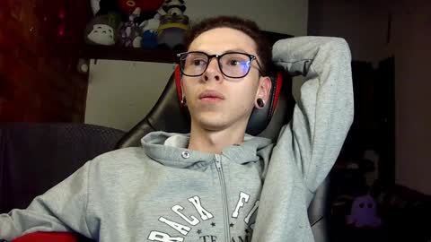 Vicent Brais online show from February 2025 01:43:01 AM