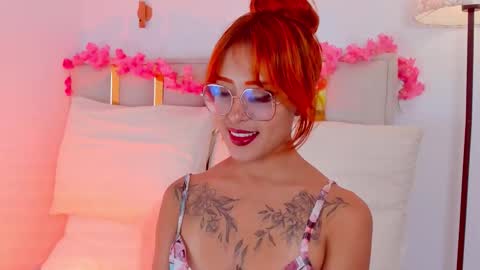 Snapshot of vicioushorse33 chatting on October 2025 10:10:02 PM Sophie and Stan online show from October 2025 10:10:02 PM