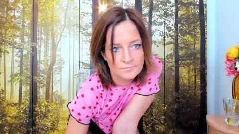 Snapshot of viciousqueen chatting on February 2025 07:14:01 PM ViciousQueenu can call me Laura online show from February 2025 07:14:01 PM