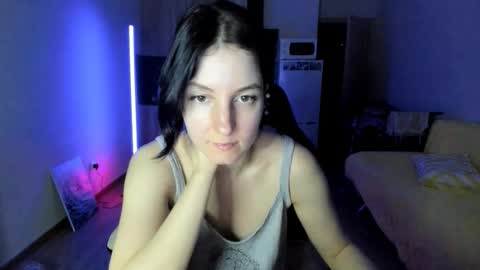 Victoria online show from October 2025 02:57:02 PM