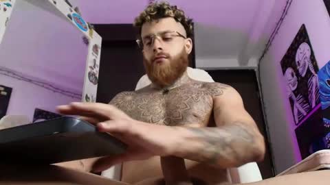 Snapshot of vickingcock7 chatting on March 2026 05:35:01 AM vickingcock7 online show from March 2026 05:35:01 AM