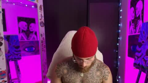 Snapshot of vickingcock7 chatting on March 2026 06:19:02 AM vickingcock7 online show from March 2026 06:19:02 AM