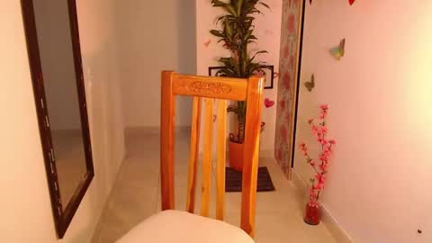 Vicky  online show from March 2025 07:15:02 PM