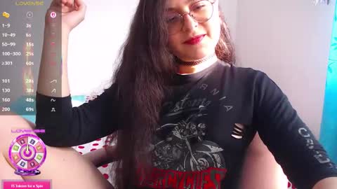 Vicky online show from December 2025 08:05:02 PM