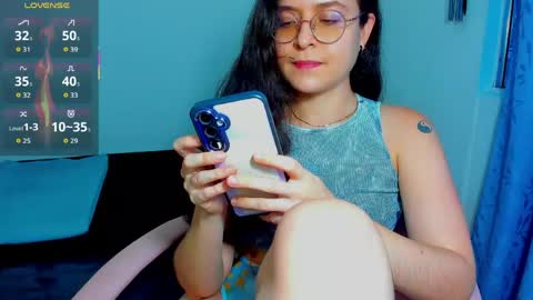 Snapshot of vicky_cristinax chatting on May 2026 11:12:01 PM Vicky online show from May 2026 11:12:01 PM
