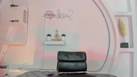 vicky_hottman online show from October 2025 04:29:02 AM