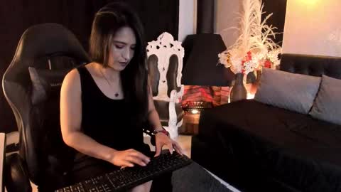 Vicky online show from February 2026 06:11:02 AM