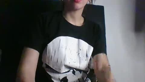 vickybratx online show from September 2025 05:53:01 AM