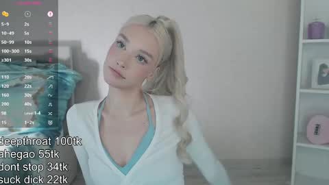 Snapshot of vickyfuckingdoll chatting on April 2026 02:56:01 AM vickyfuckingdoll online show from April 2026 02:56:01 AM
