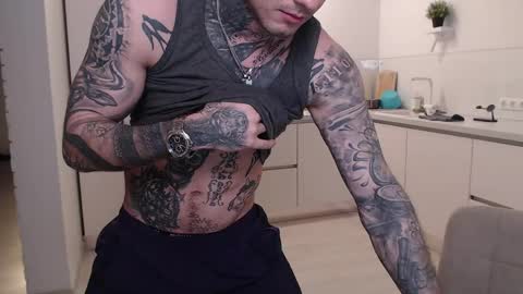 Snapshot of victor_rhino chatting on April 2026 10:18:01 PM Victor rhinoff online show from April 2026 10:18:01 PM