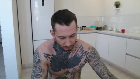 Snapshot of victor_rhino chatting on April 2026 11:11:02 AM Victor rhinoff online show from April 2026 11:11:02 AM