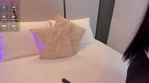 Victoria online show from December 2025 11:32:02 PM