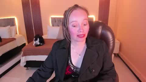 victoria__blake online show from June 2026 07:30:02 PM