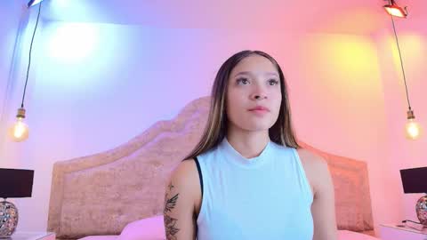 Snapshot of victoria_adams14 chatting on November 2025 04:44:02 AM Victoria for you online show from November 2025 04:44:02 AM