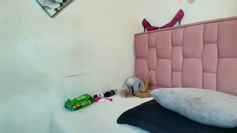 Snapshot of victoria_aphril chatting on February 2026 03:13:01 AM Victoria online show from February 2026 03:13:01 AM