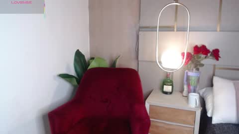 Victoria Collins online show from October 2025 12:00:02 PM