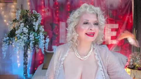 Snapshot of victoria_dior chatting on April 2026 07:16:01 PM diorvictoria9 online show from April 2026 07:16:01 PM
