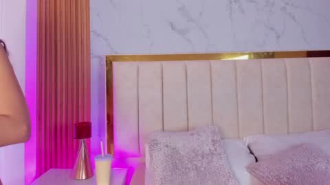 Snapshot of victoria_joliegb chatting on December 2024 12:11:01 PM Victoria Lozano online show from December 2024 12:11:01 PM