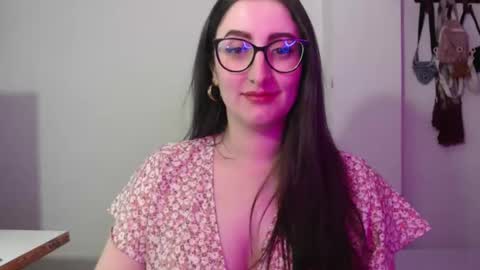 Victoria online show from February 2026 08:49:01 PM