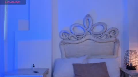 Snapshot of victoria_vallejo chatting on December 2024 11:38:01 AM victoria online show from December 2024 11:38:01 AM