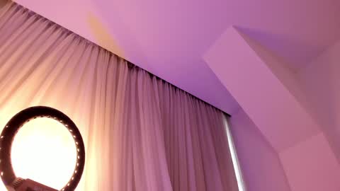 Snapshot of victoria_vallejo chatting on February 2025 02:34:02 PM victoria online show from February 2025 02:34:02 PM