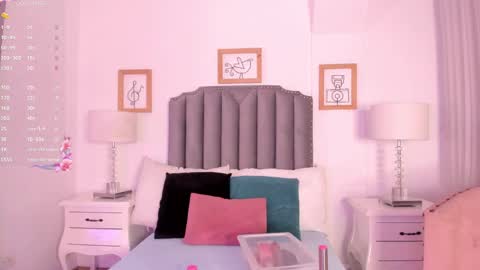 Snapshot of victoria_vallejo chatting on February 2025 11:40:02 AM victoria online show from February 2025 11:40:02 AM