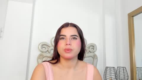 Snapshot of victoria_vallejo chatting on February 2025 11:32:02 AM victoria online show from February 2025 11:32:02 AM
