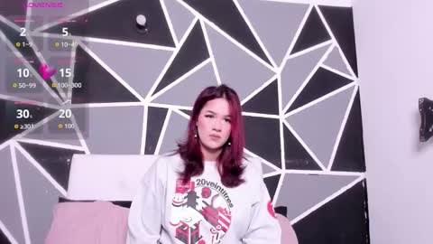 Snapshot of victoriaa_zans chatting on October 2025 10:25:01 AM Victoria Zans  online show from October 2025 10:25:01 AM