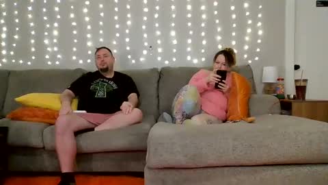 Victoria and Jesse online show from February 2025 02:15:02 PM