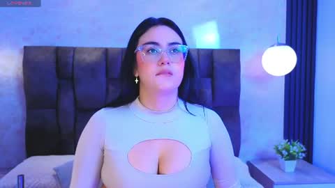 Snapshot of victoriaandrade chatting on July 2026 11:56:01 AM Victoria Andrade online show from July 2026 11:56:01 AM