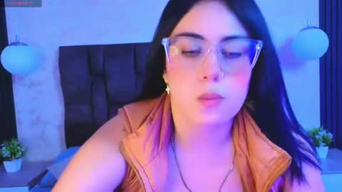 Snapshot of victoriaandrade chatting on July 2026 11:51:02 AM Victoria Andrade online show from July 2026 11:51:02 AM