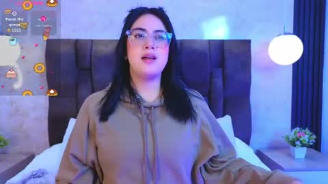 Snapshot of victoriaandrade chatting on July 2026 12:40:01 PM Victoria Andrade online show from July 2026 12:40:01 PM