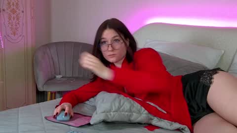 Snapshot of victoriaardern chatting on January 2025 03:33:01 PM Victoria online show from January 2025 03:33:01 PM